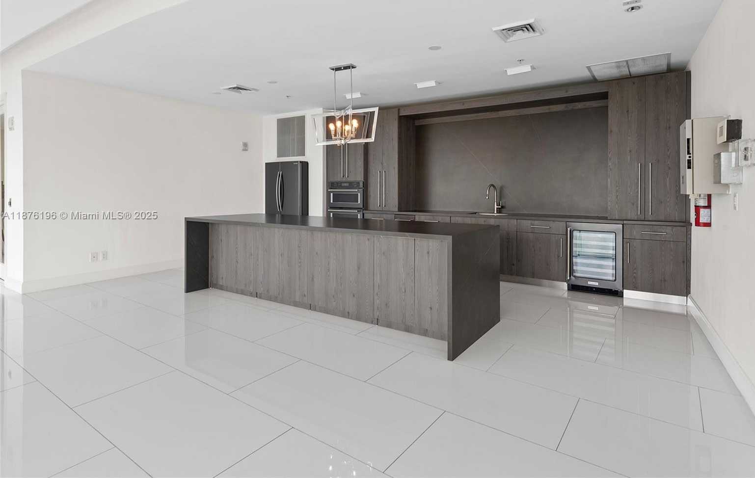 Small Image of 601 NORTH EAST 36TH ST #2312, Miami Number 42