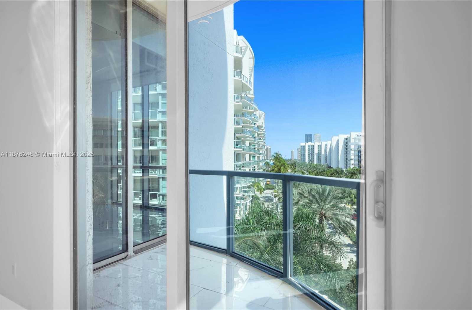 Small Image of 3029 NORTH EAST 188TH ST #625, Aventura Number 19