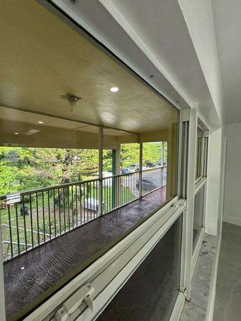 Small Image of 2905 PIERCE ST #10, Hollywood Number 5
