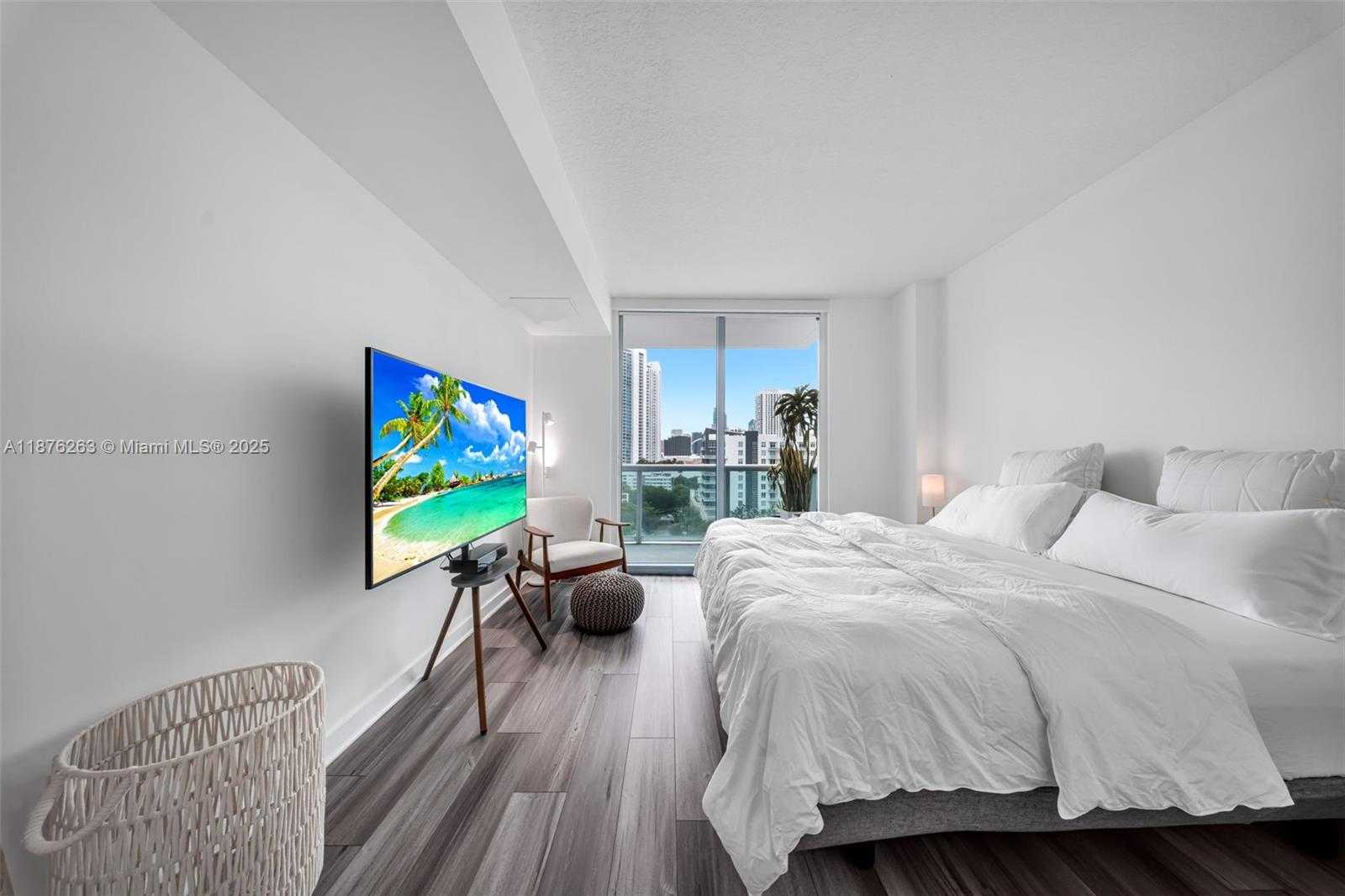 Small Image of 333 NORTH EAST 24TH ST #1111, Miami Number 18