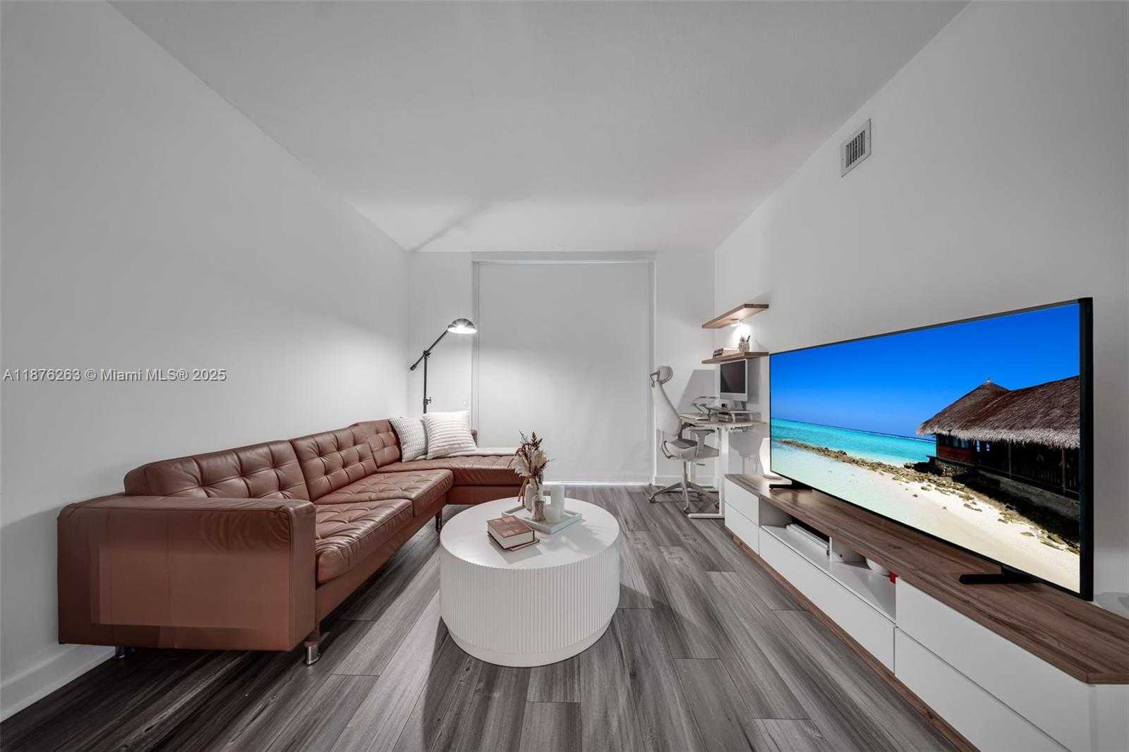Small Image of 333 NORTH EAST 24TH ST #1111, Miami Number 7