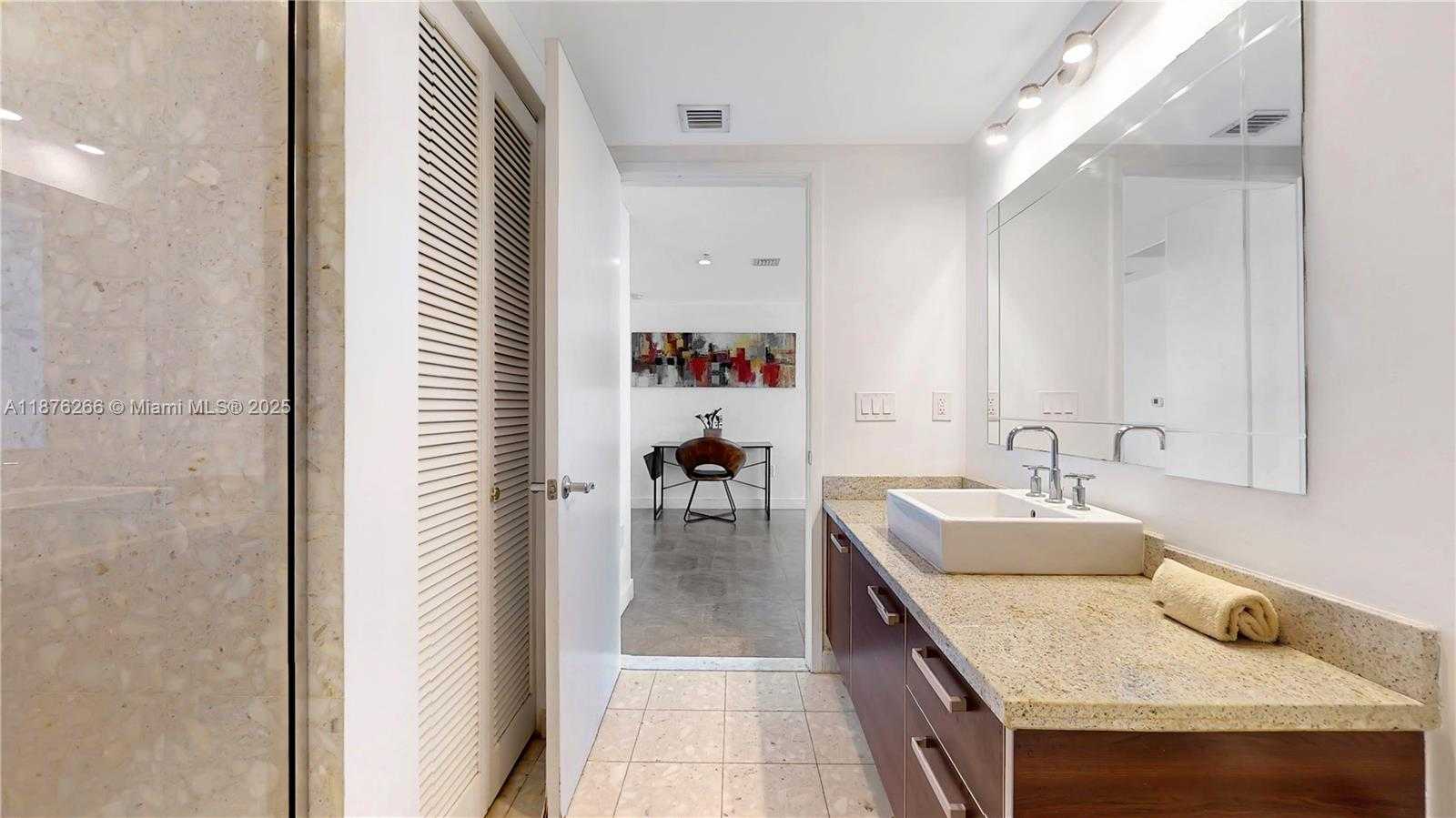 Small Image of 185 SOUTH WEST 7TH ST #2900, Miami Number 12