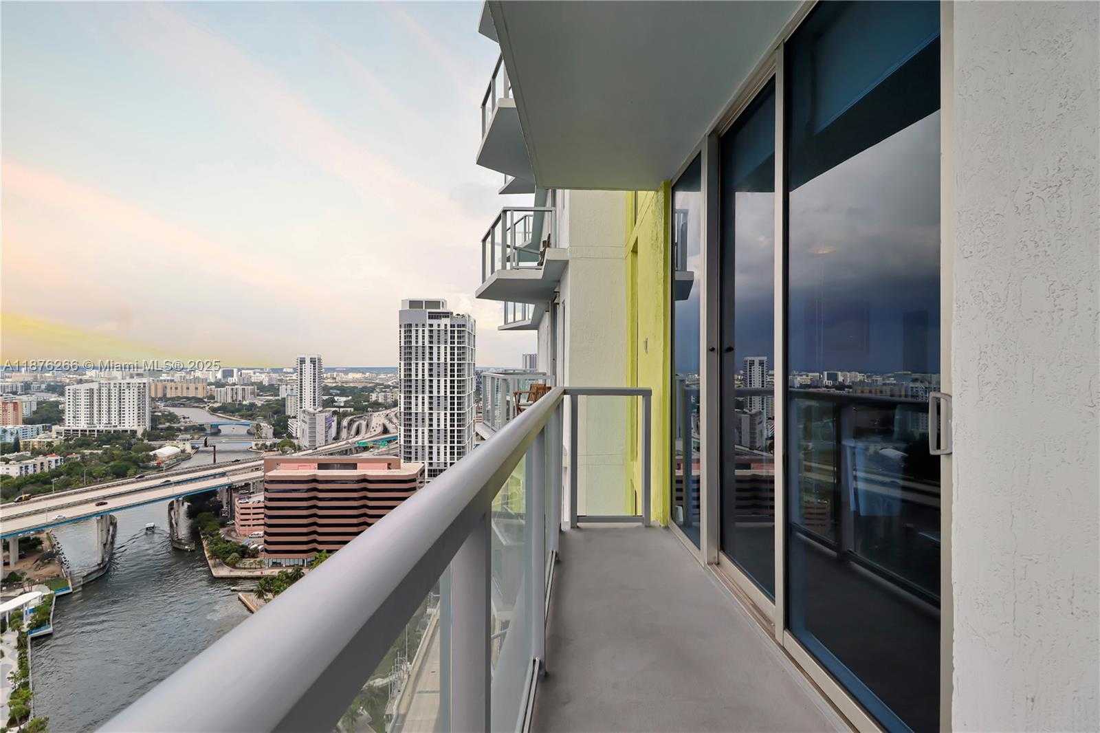 Small Image of 185 SOUTH WEST 7TH ST #2900, Miami Number 14