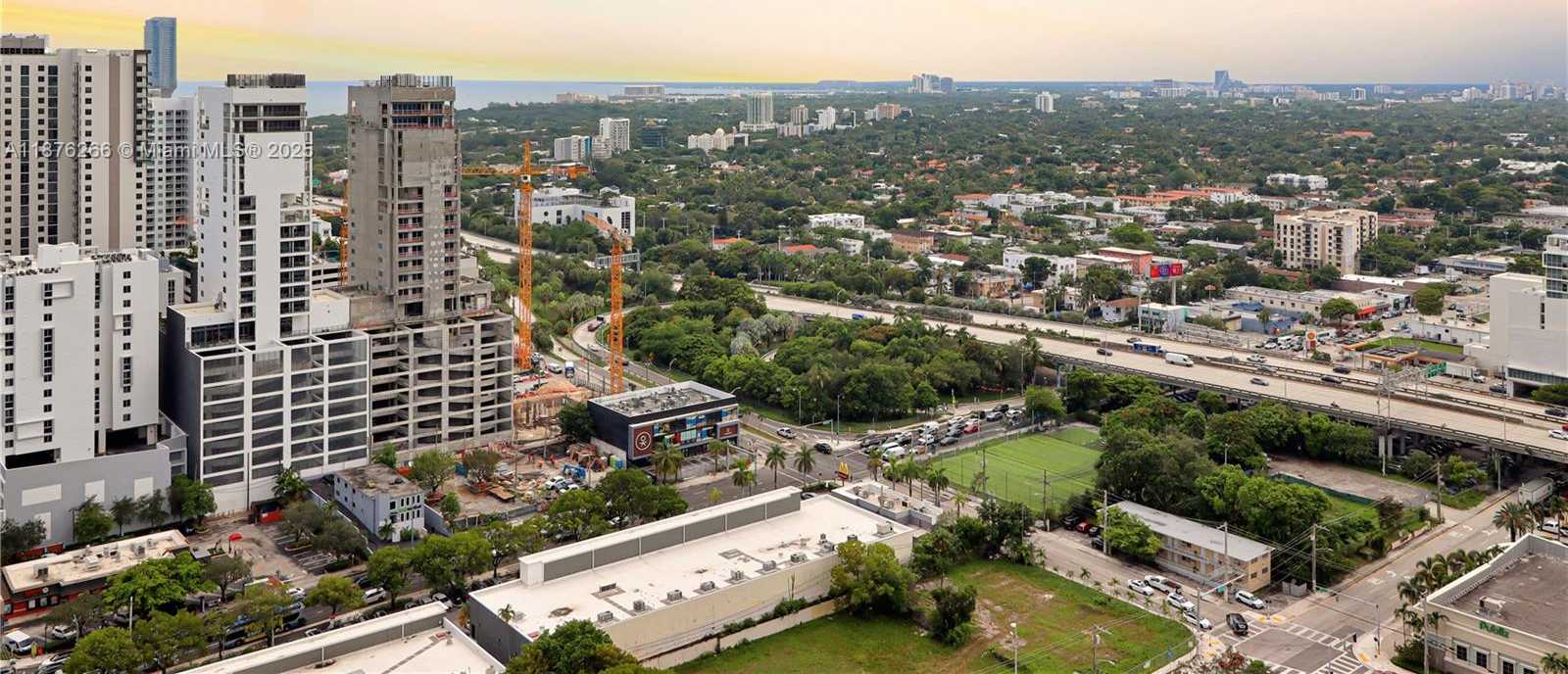 Small Image of 185 SOUTH WEST 7TH ST #2900, Miami Number 22