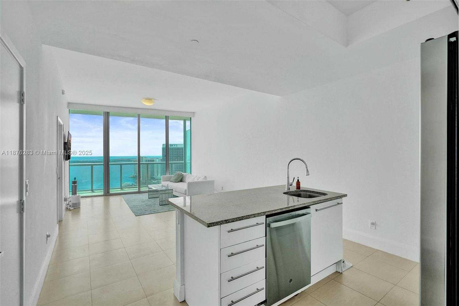Small Image of 888 BISCAYNE BLVD #5102, Miami Number 12