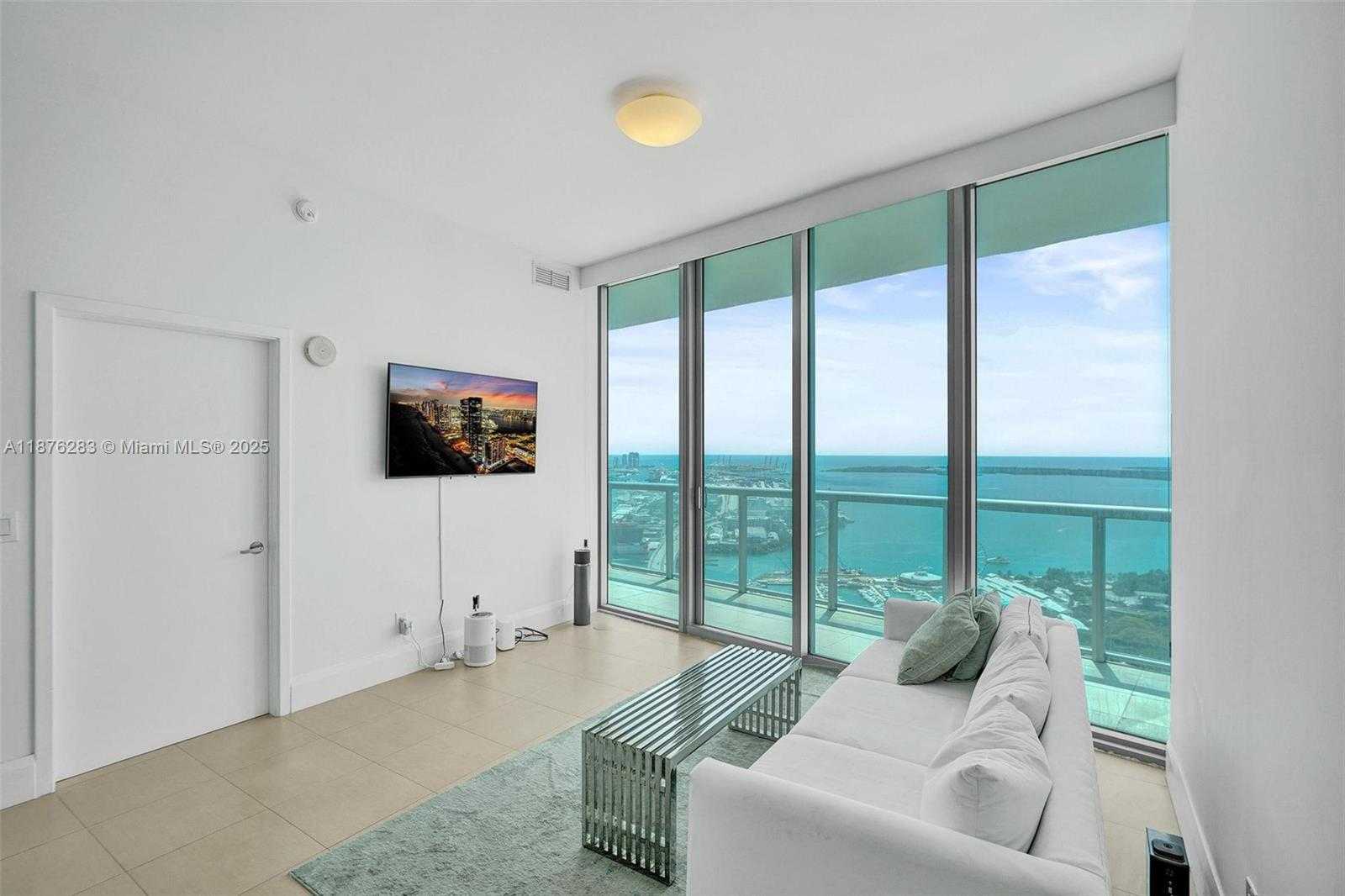 Small Image of 888 BISCAYNE BLVD #5102, Miami Number 8