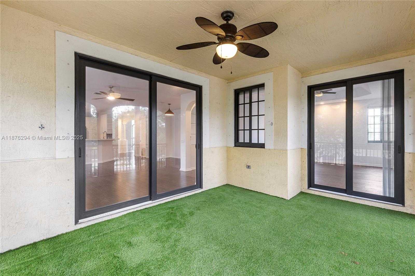 Small Image of 1559 PASSION VINE CIR #7-2, Weston Number 39