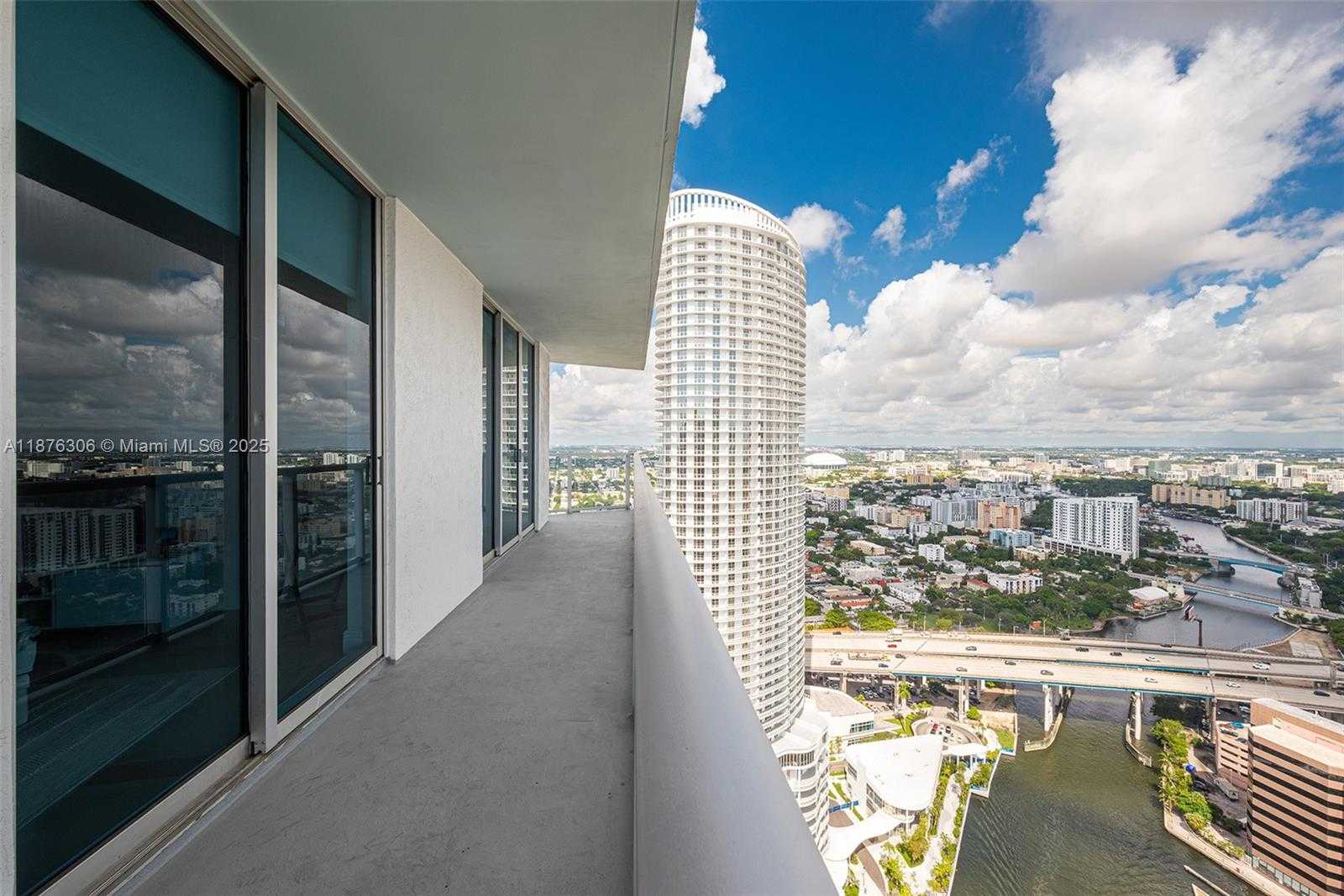 Small Image of 185 SOUTH WEST 7TH ST #4201, Miami Number 10