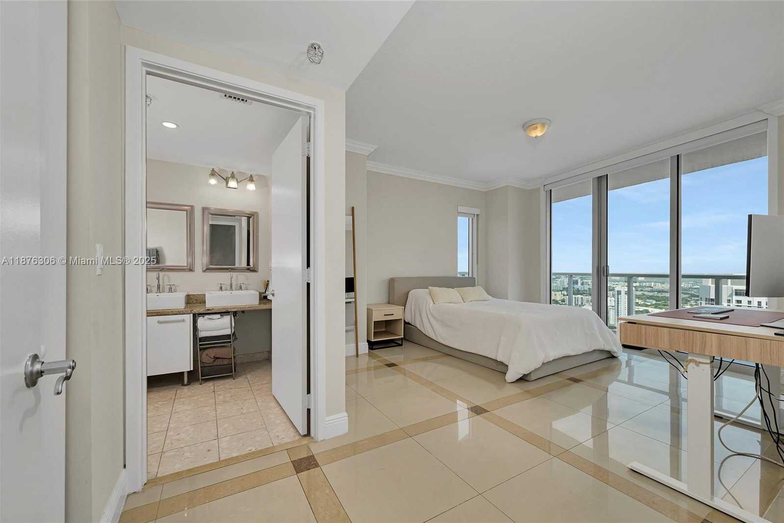 Small Image of 185 SOUTH WEST 7TH ST #4201, Miami Number 14
