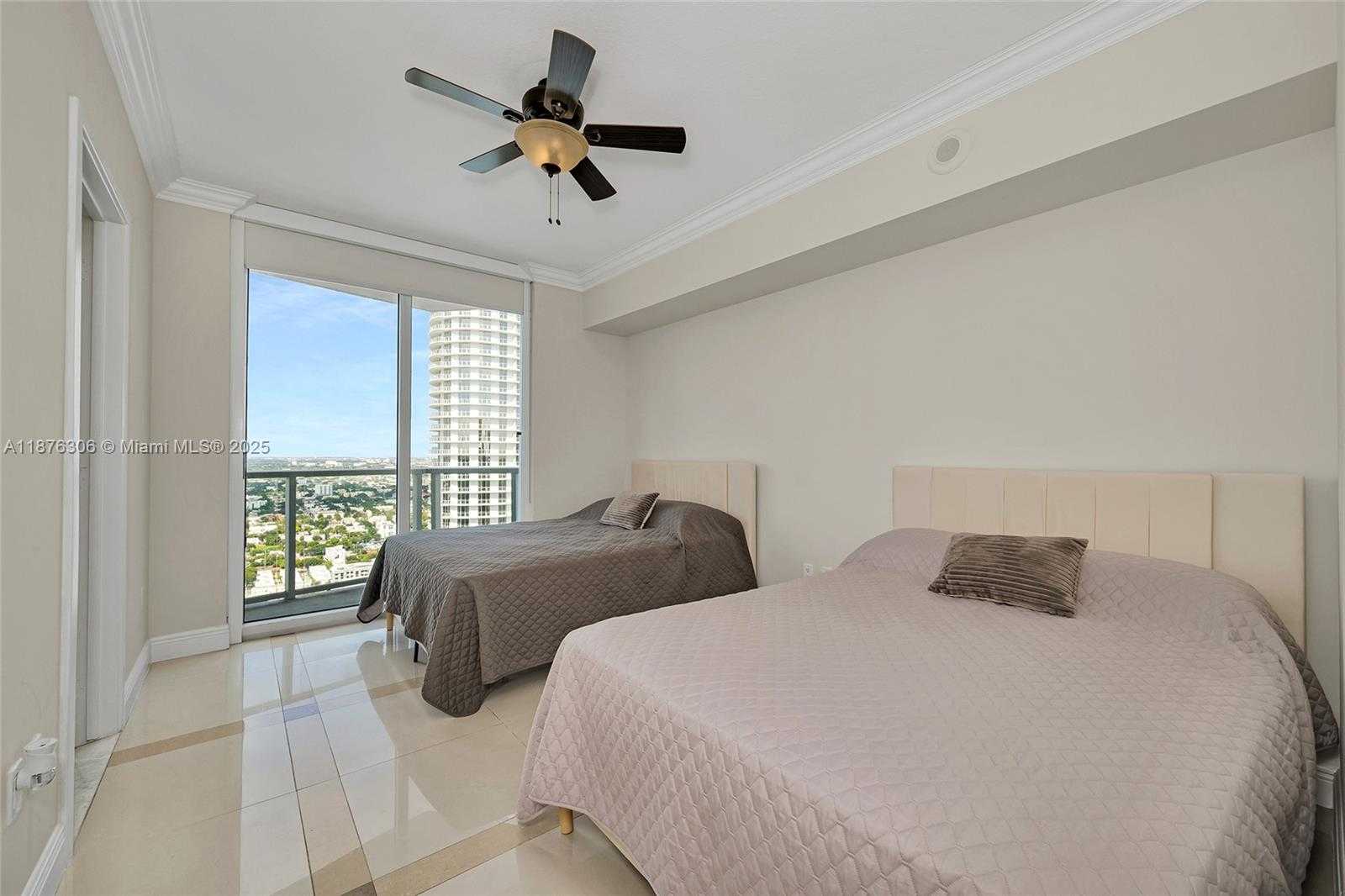 Small Image of 185 SOUTH WEST 7TH ST #4201, Miami Number 22