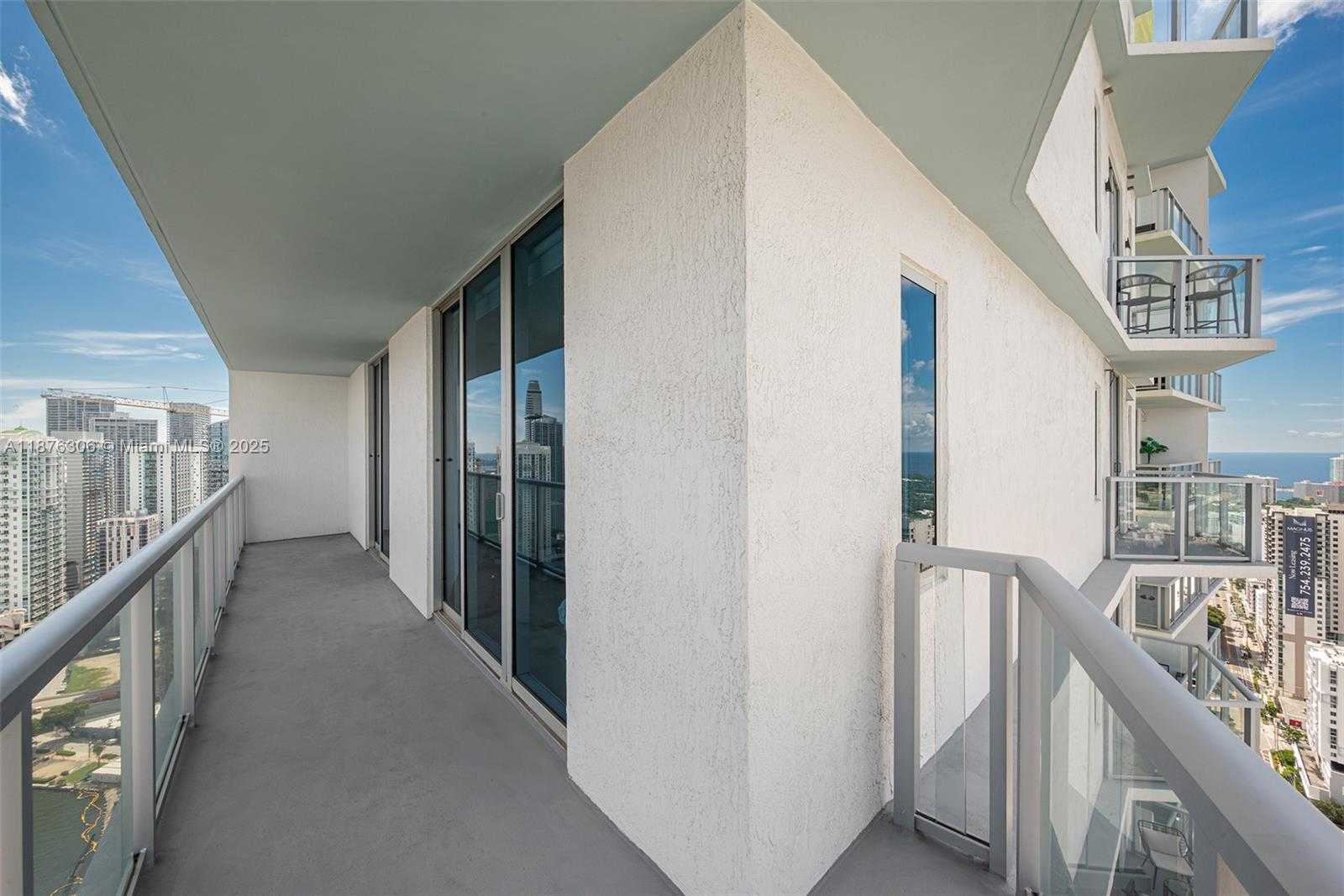 Small Image of 185 SOUTH WEST 7TH ST #4201, Miami Number 27