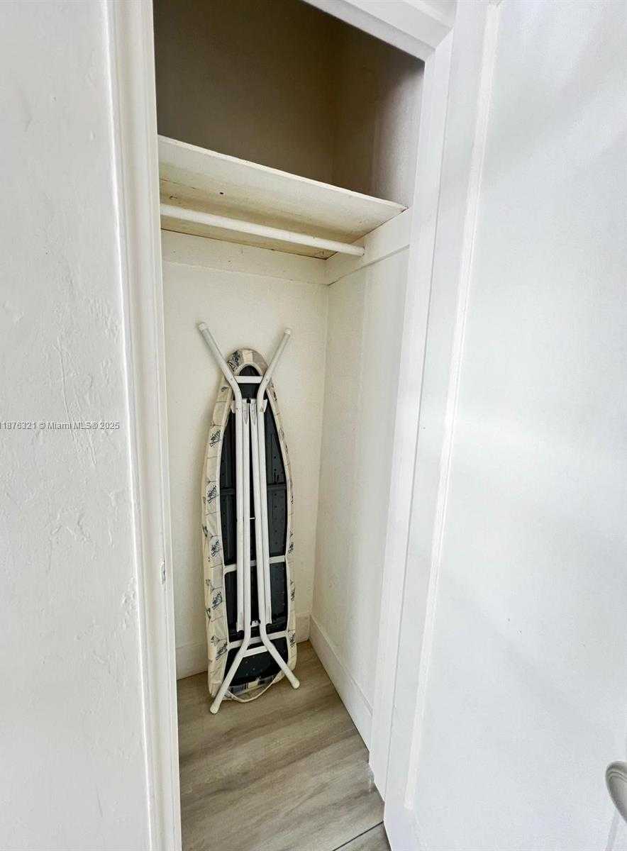 Small Image of 730 12TH ST #9, Miami Beach Number 13