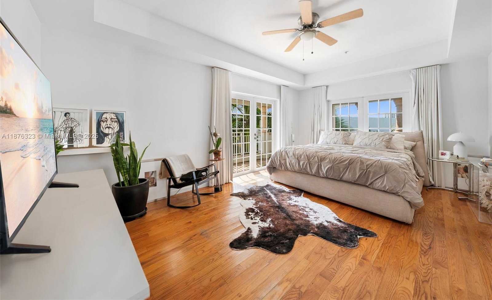 Small Image of 1413 SUNSET HARBOUR DR #406, Miami Beach Number 26