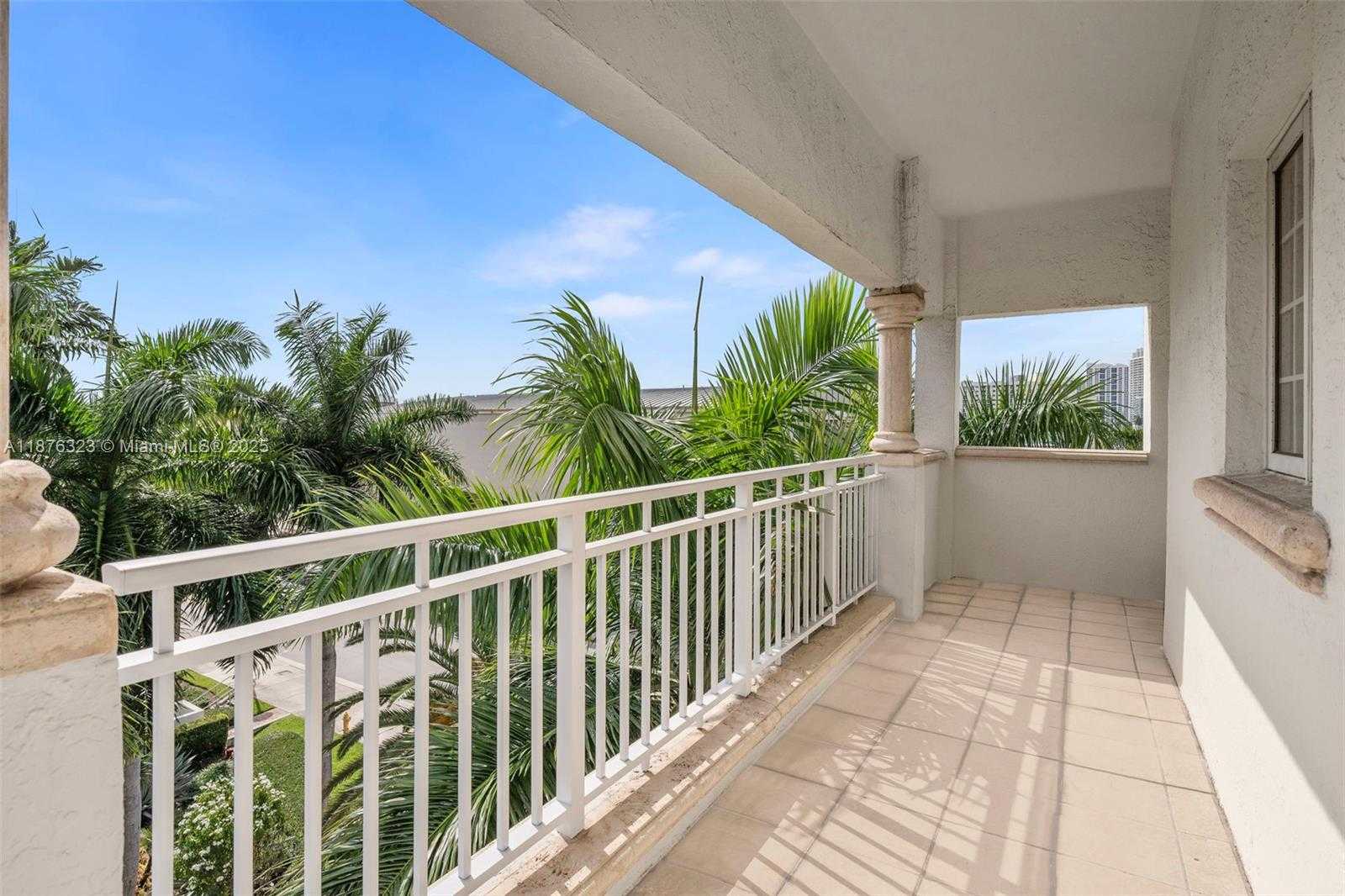 Small Image of 1413 SUNSET HARBOUR DR #406, Miami Beach Number 48