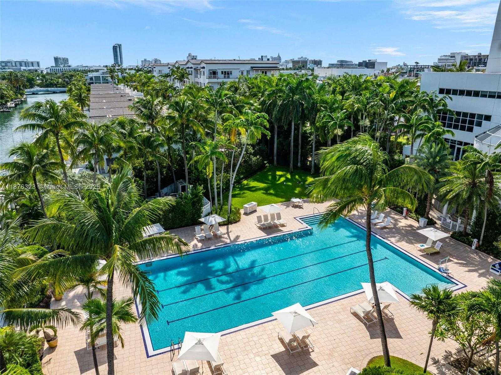 Small Image of 1413 SUNSET HARBOUR DR #406, Miami Beach Number 53