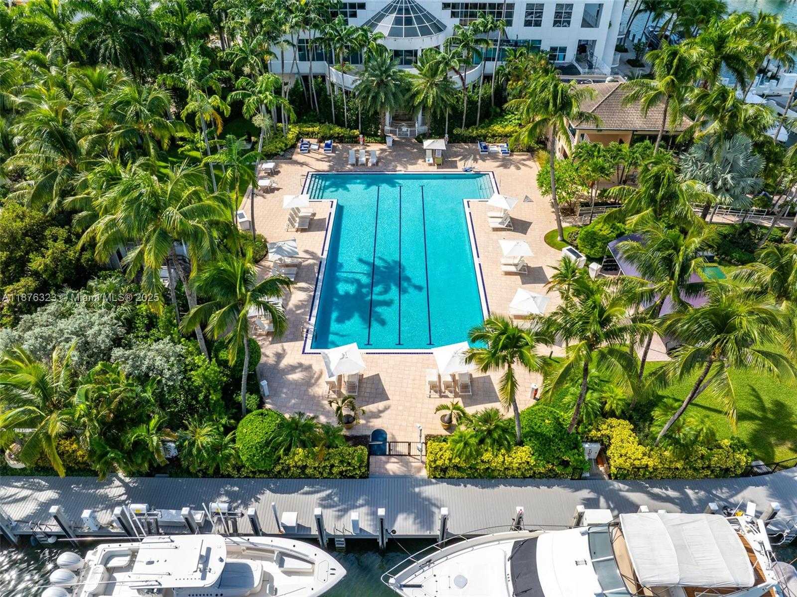 Small Image of 1413 SUNSET HARBOUR DR #406, Miami Beach Number 54