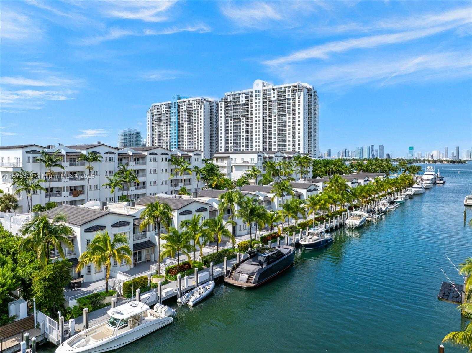 Small Image of 1413 SUNSET HARBOUR DR #406, Miami Beach Number 57