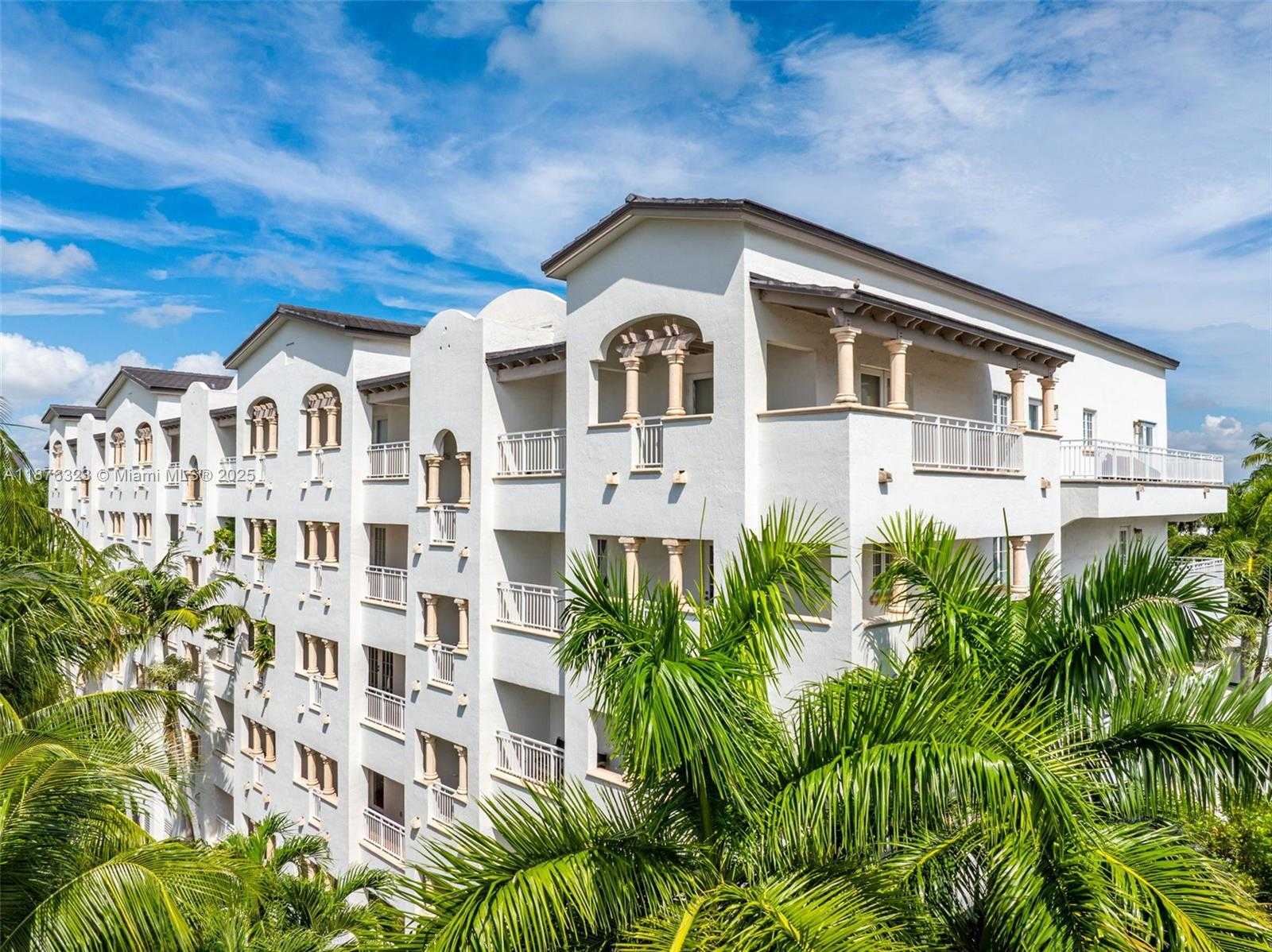 Small Image of 1413 SUNSET HARBOUR DR #406, Miami Beach Number 75