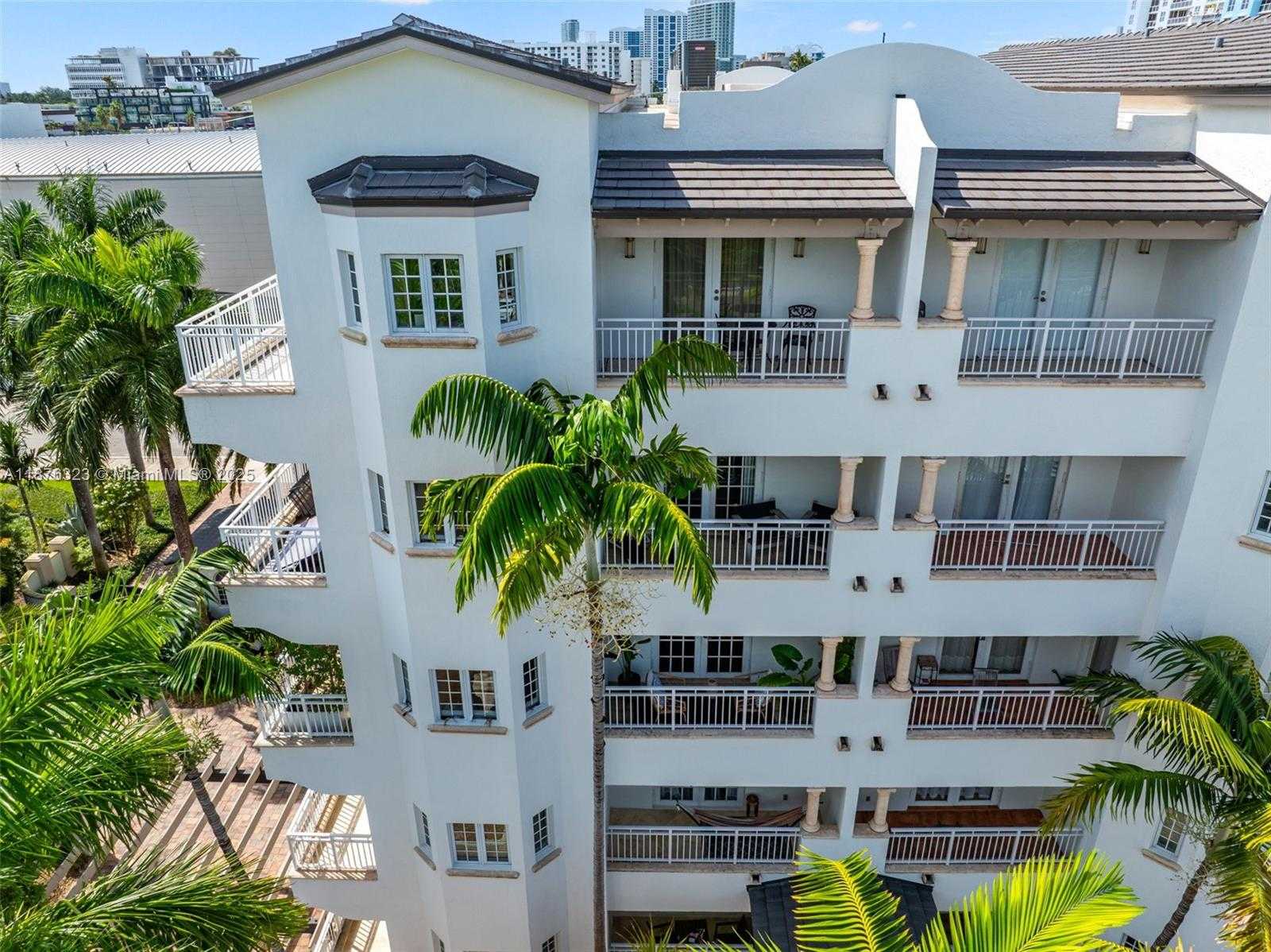 Small Image of 1413 SUNSET HARBOUR DR #406, Miami Beach Number 78