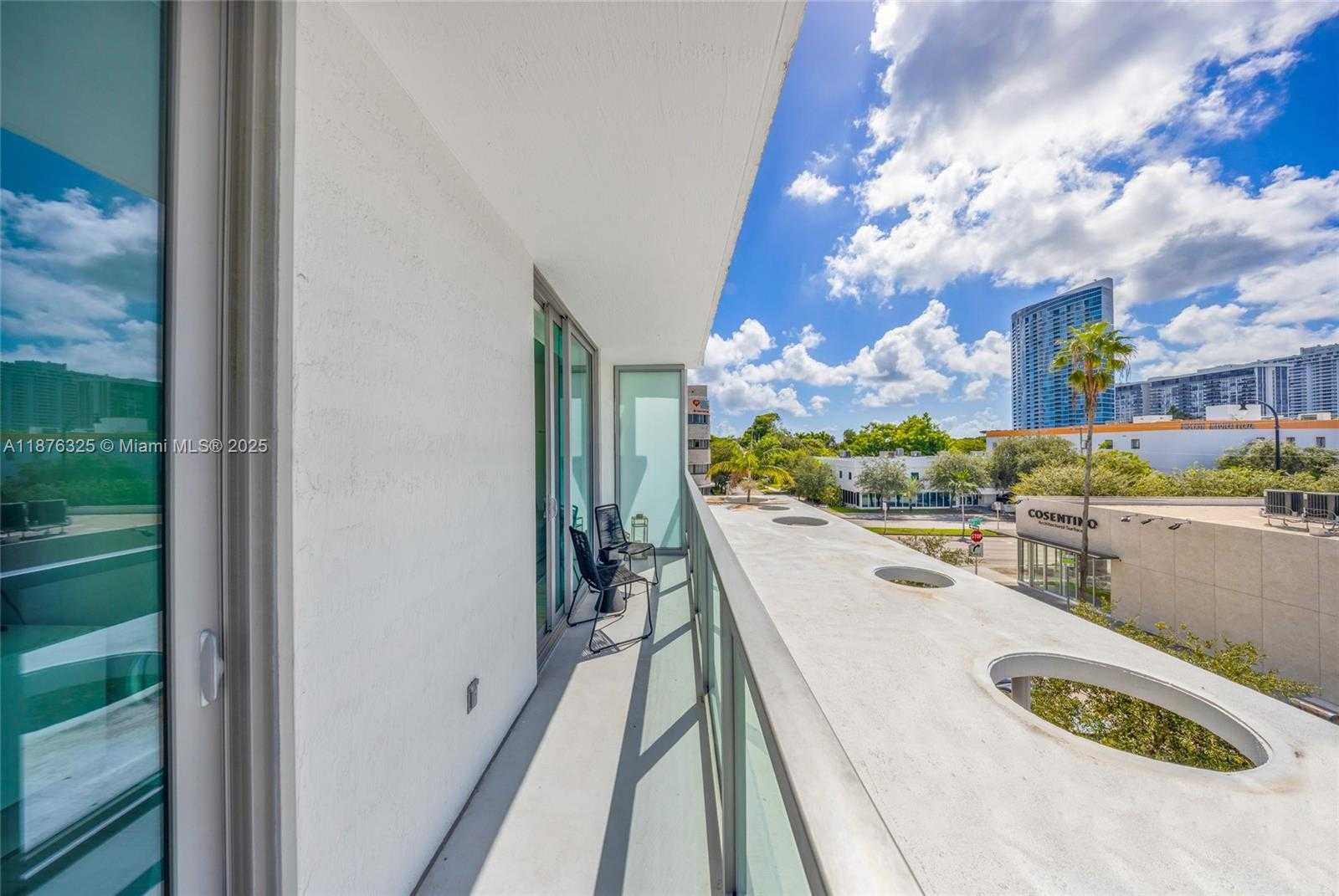 Small Image of Miami Number 20