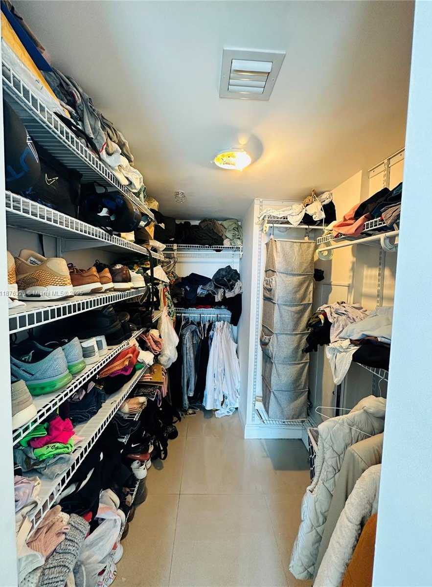 Small Image of 185 SOUTH WEST 7TH ST #3502, Miami Number 21