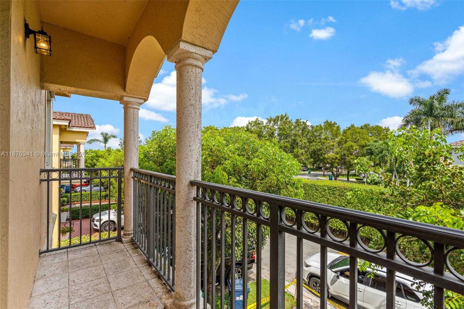 Small Image of 16620 SOUTH WEST 70TH ST, Miami Number 21