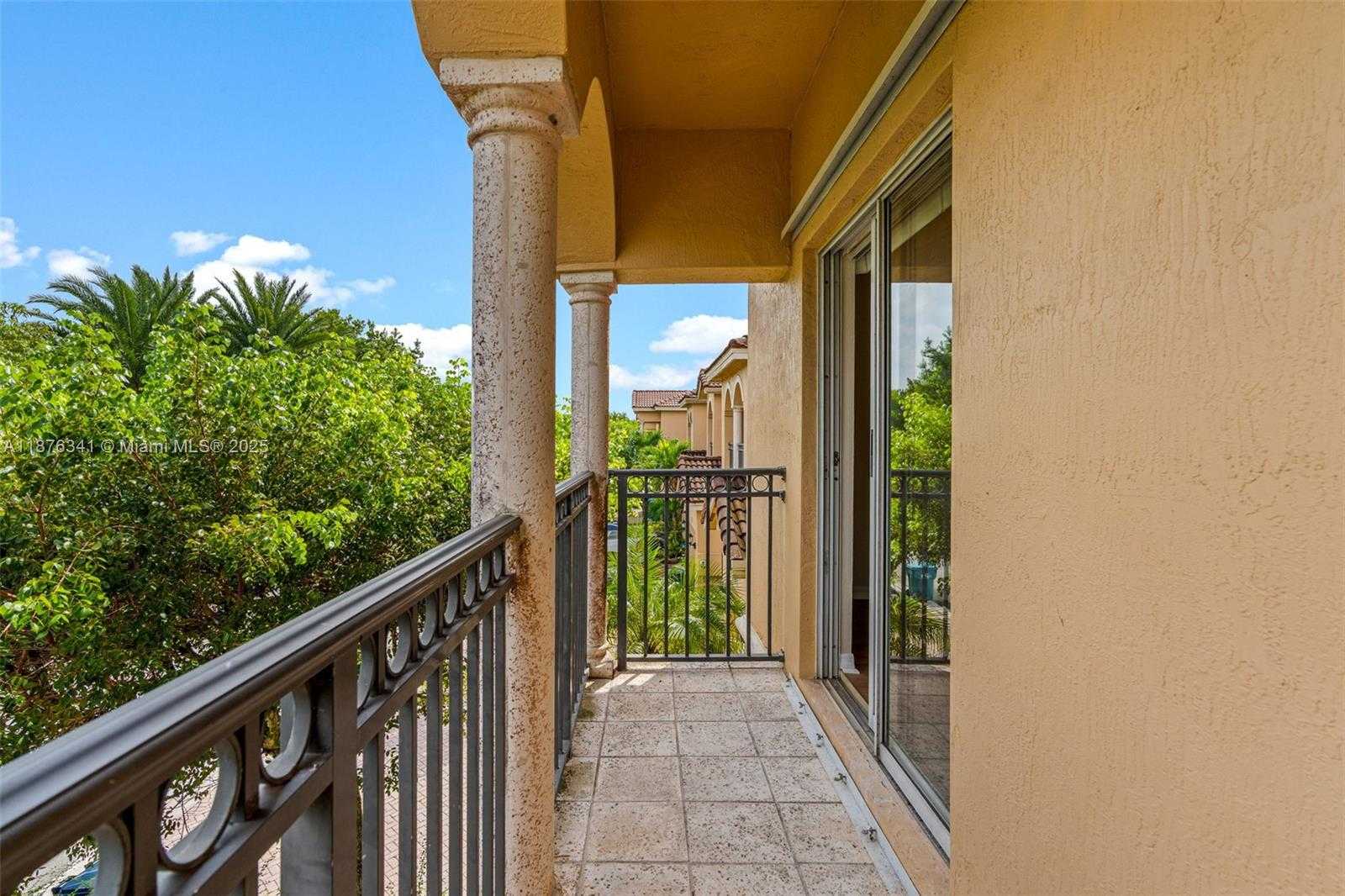 Small Image of 16620 SOUTH WEST 70TH ST, Miami Number 22