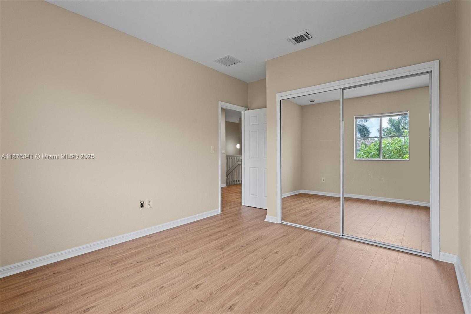Small Image of 16620 SOUTH WEST 70TH ST, Miami Number 24