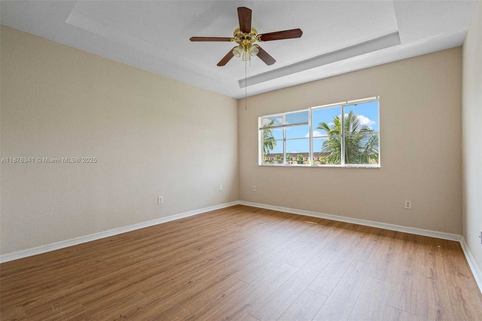 Small Image of 16620 SOUTH WEST 70TH ST, Miami Number 29