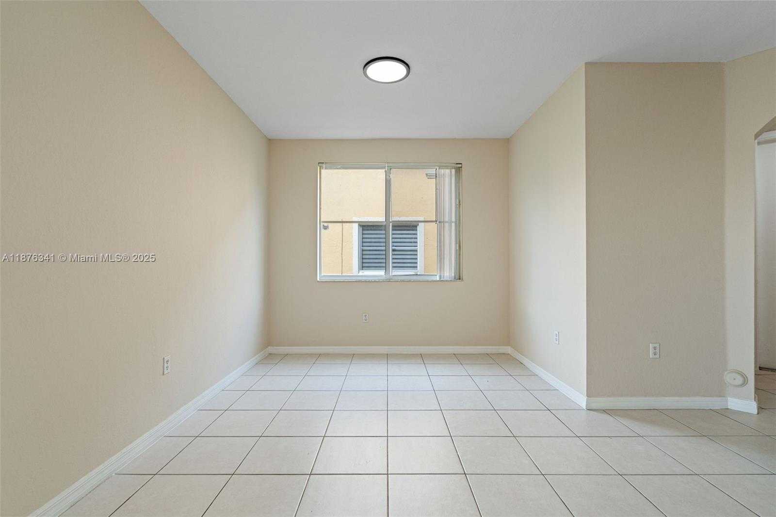 Small Image of 16620 SOUTH WEST 70TH ST, Miami Number 8