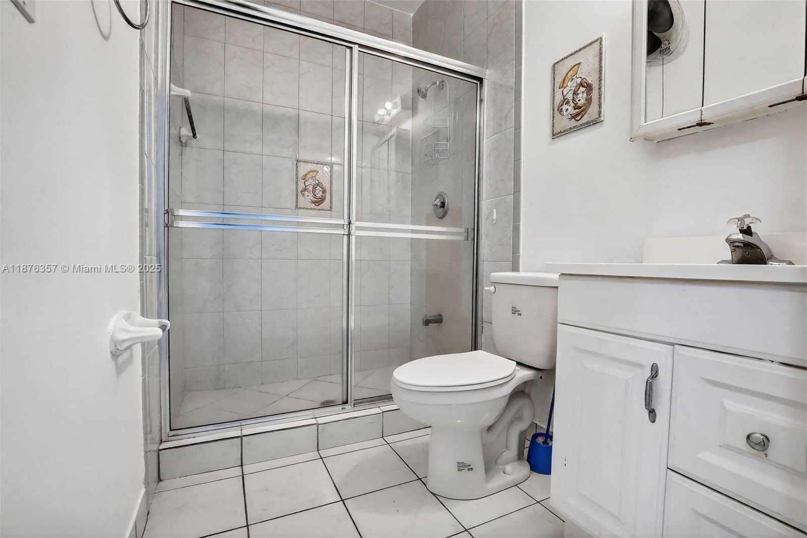Small Image of 3306 SOUTH WEST 171ST TER, Miramar Number 24