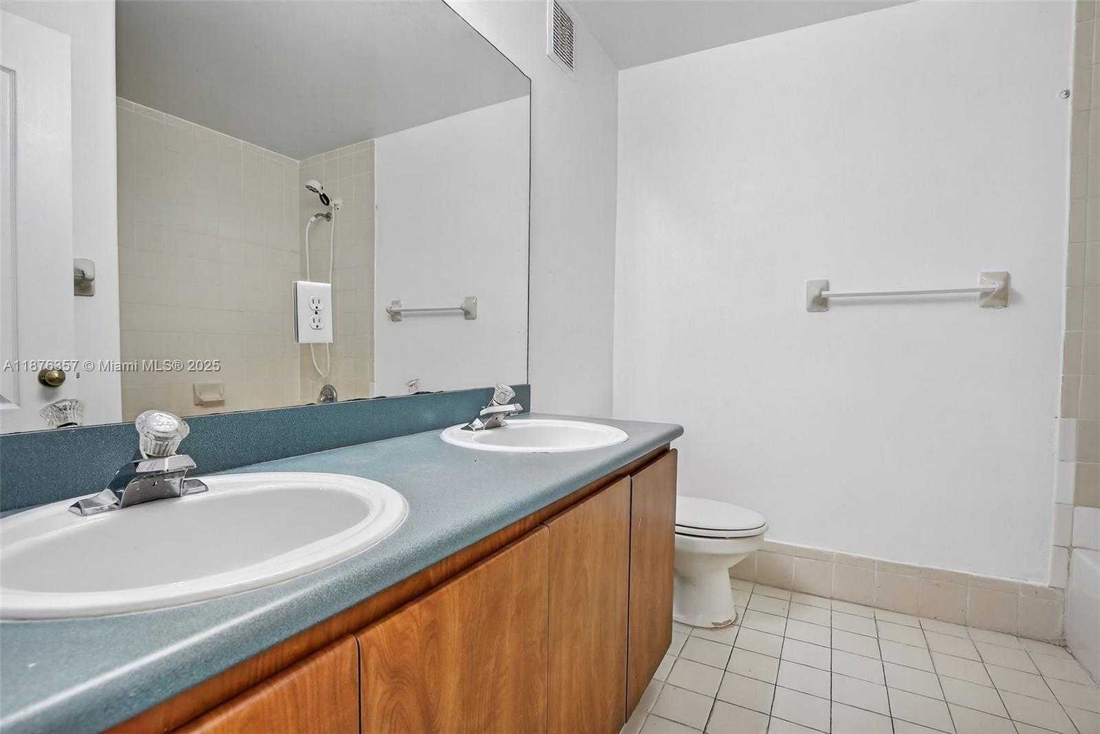 Small Image of 3306 SOUTH WEST 171ST TER, Miramar Number 31