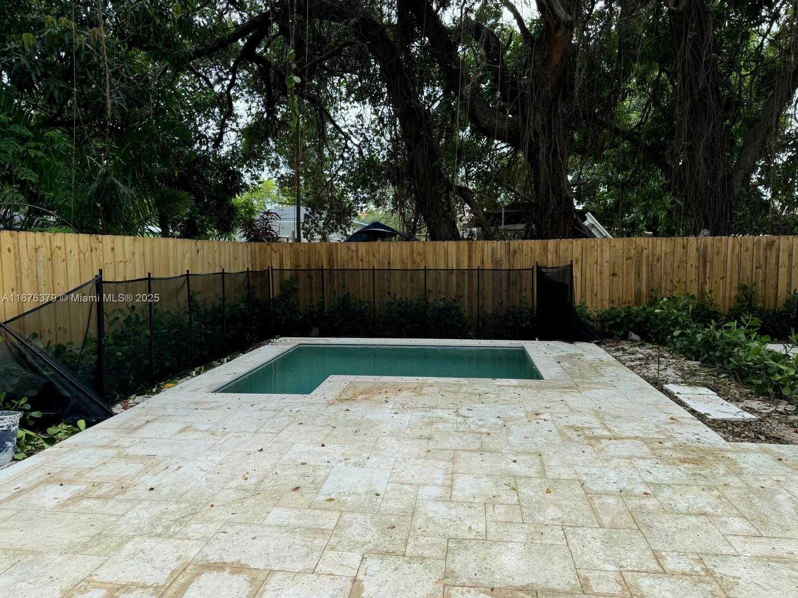 Small Image of 5728 NORTH WEST 5TH COURT #TH-2, Miami Number 4