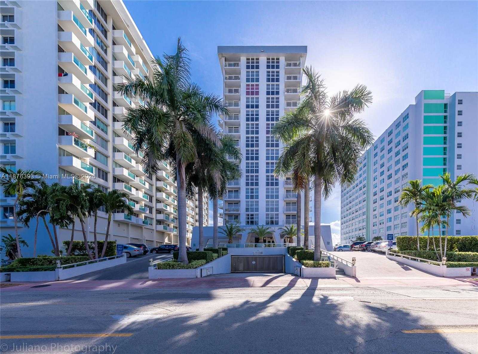 Small Image of 1228 WEST AVE #312, Miami Beach Number 16