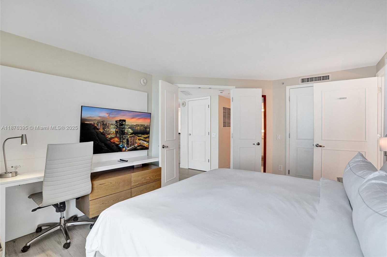 Small Image of 505 NORTH FORT LAUDERDALE BEACH BLVD #2217, Fort Lauderdale Number 23