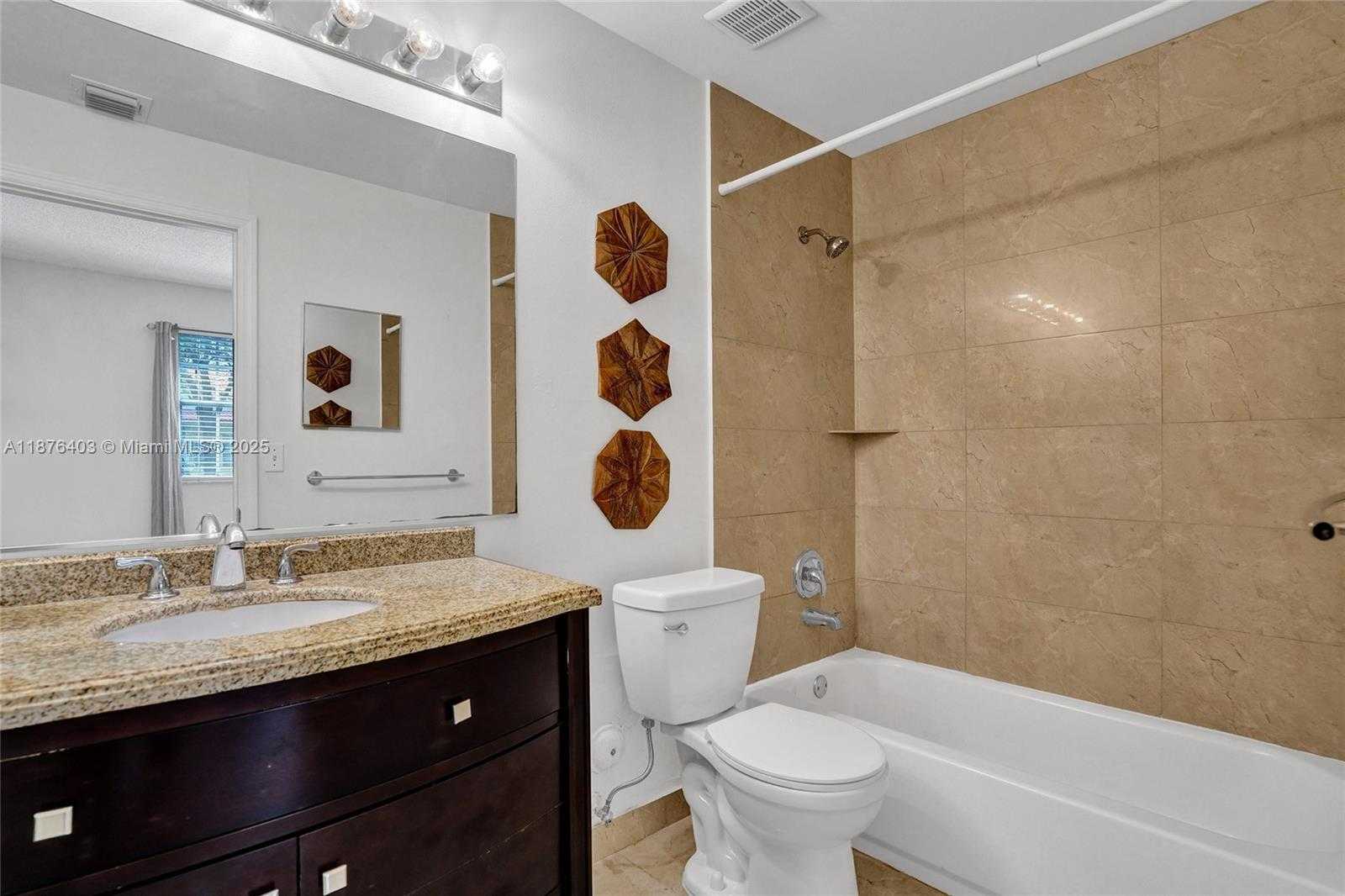 Small Image of 1210 SORRENTO DR #1210, Weston Number 23