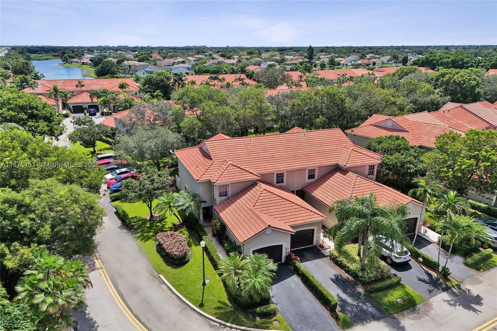 Small Image of 1210 SORRENTO DR #1210, Weston Number 3