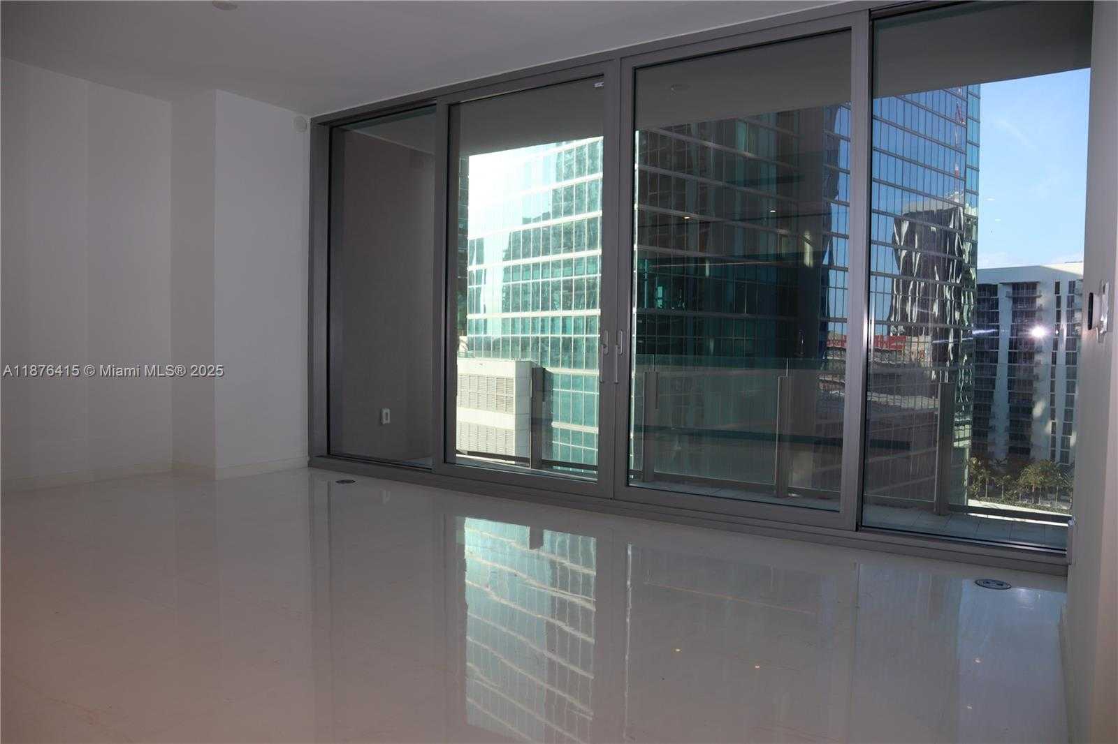 Small Image of 300 BISCAYNE BLVD WAY #2308, Miami Number 9