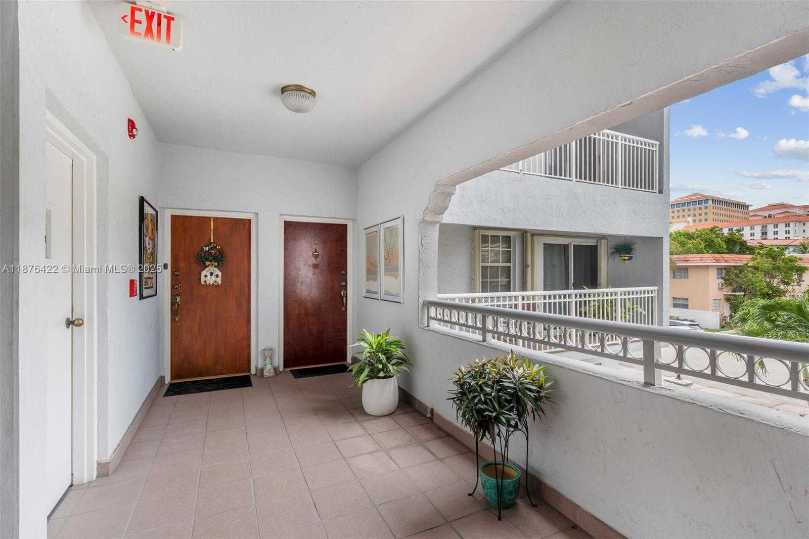 Small Image of 49 MAJORCA AVE #203, Coral Gables Number 2