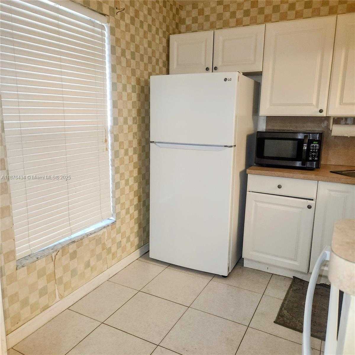 Small Image of 5800 NORTH WEST 64TH AVE #108, Tamarac Number 4