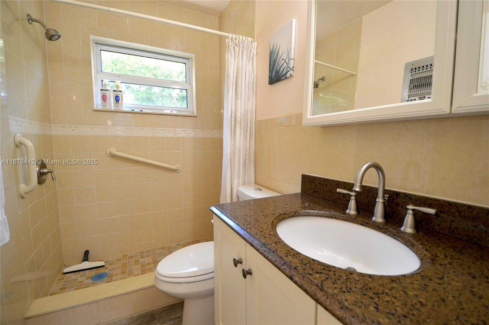 Small Image of 1451 NORTH 12TH CT #8B, Hollywood Number 13