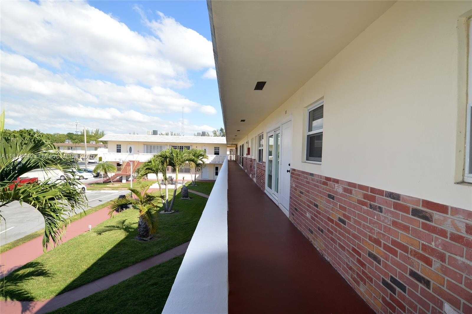 Small Image of 1451 NORTH 12TH CT #8B, Hollywood Number 14
