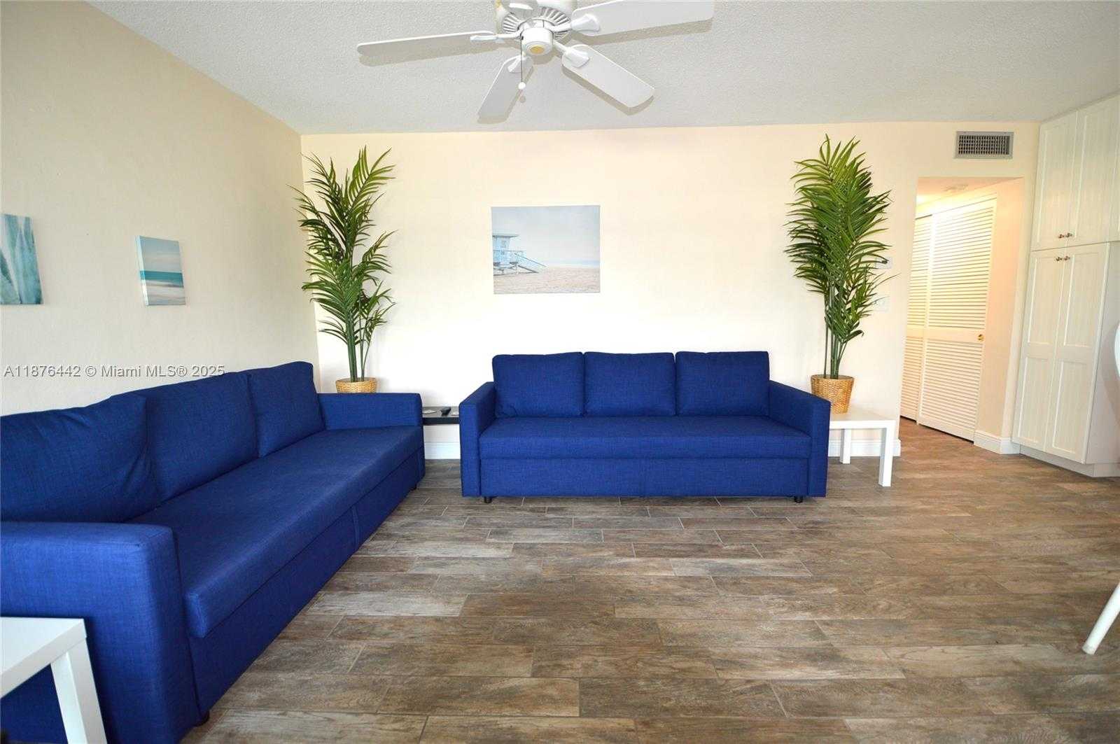 Small Image of 1451 NORTH 12TH CT #8B, Hollywood Number 3
