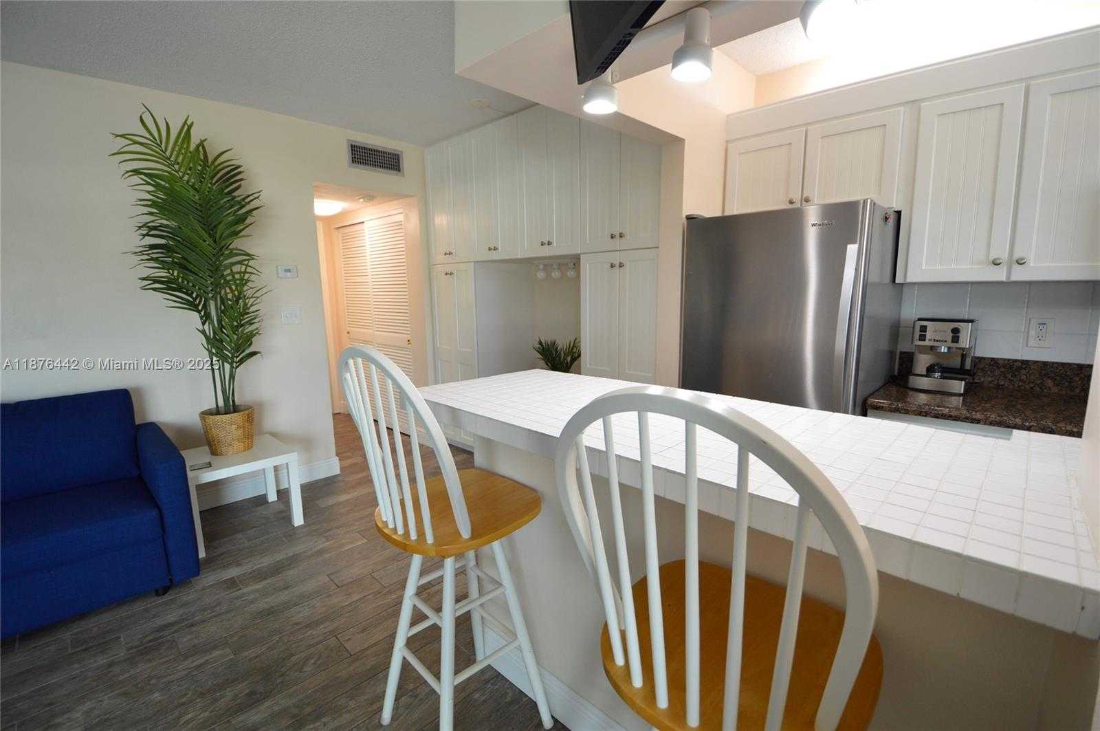 Small Image of 1451 NORTH 12TH CT #8B, Hollywood Number 8