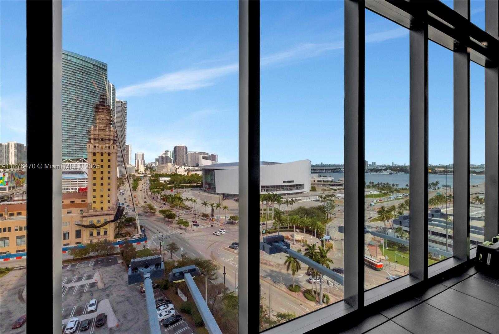 Small Image of 398 NORTH EAST 5TH ST #1407, Miami Number 21