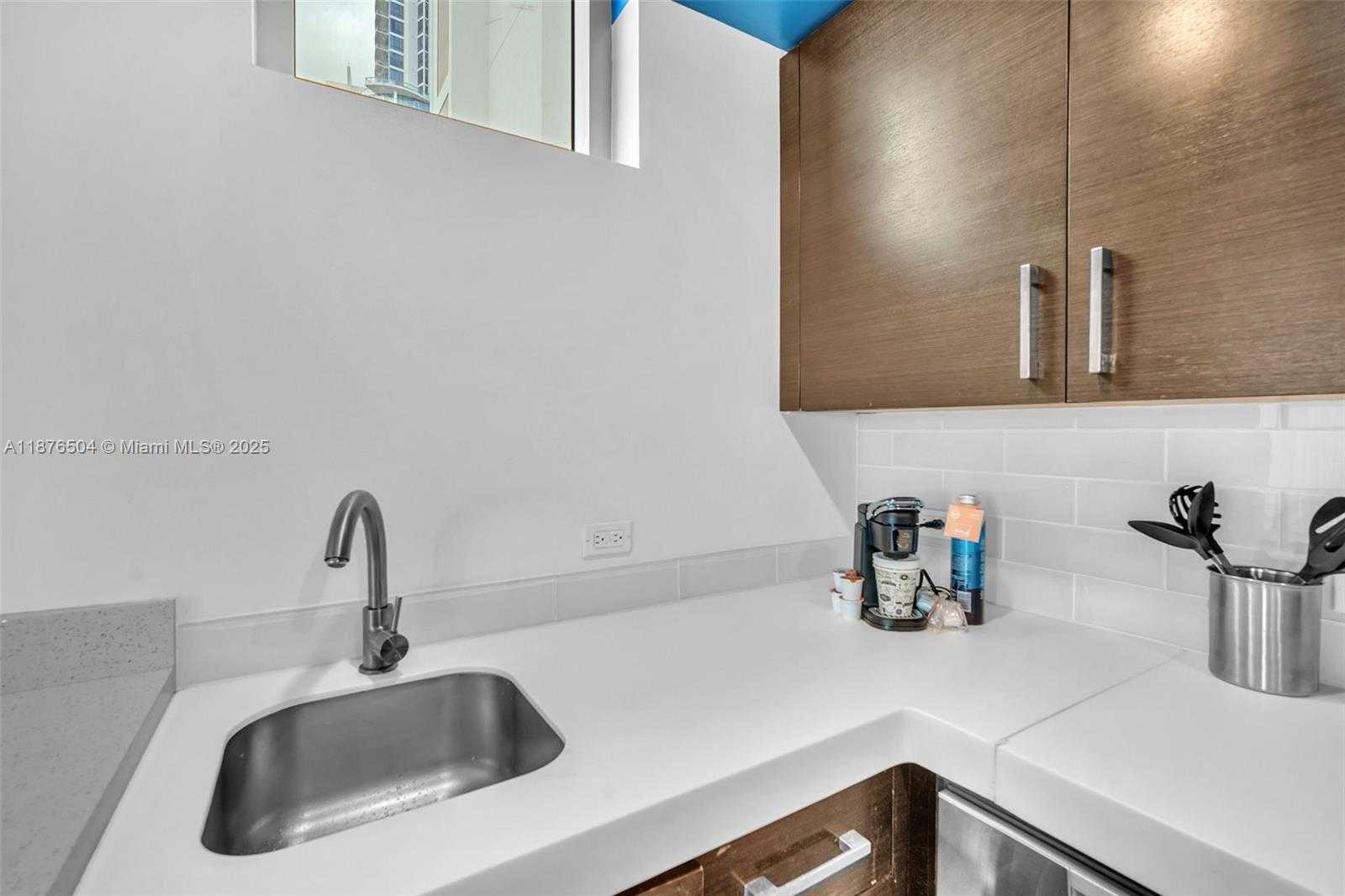 Small Image of 17315 COLLINS AVE #607, Sunny Isles Beach Number 11