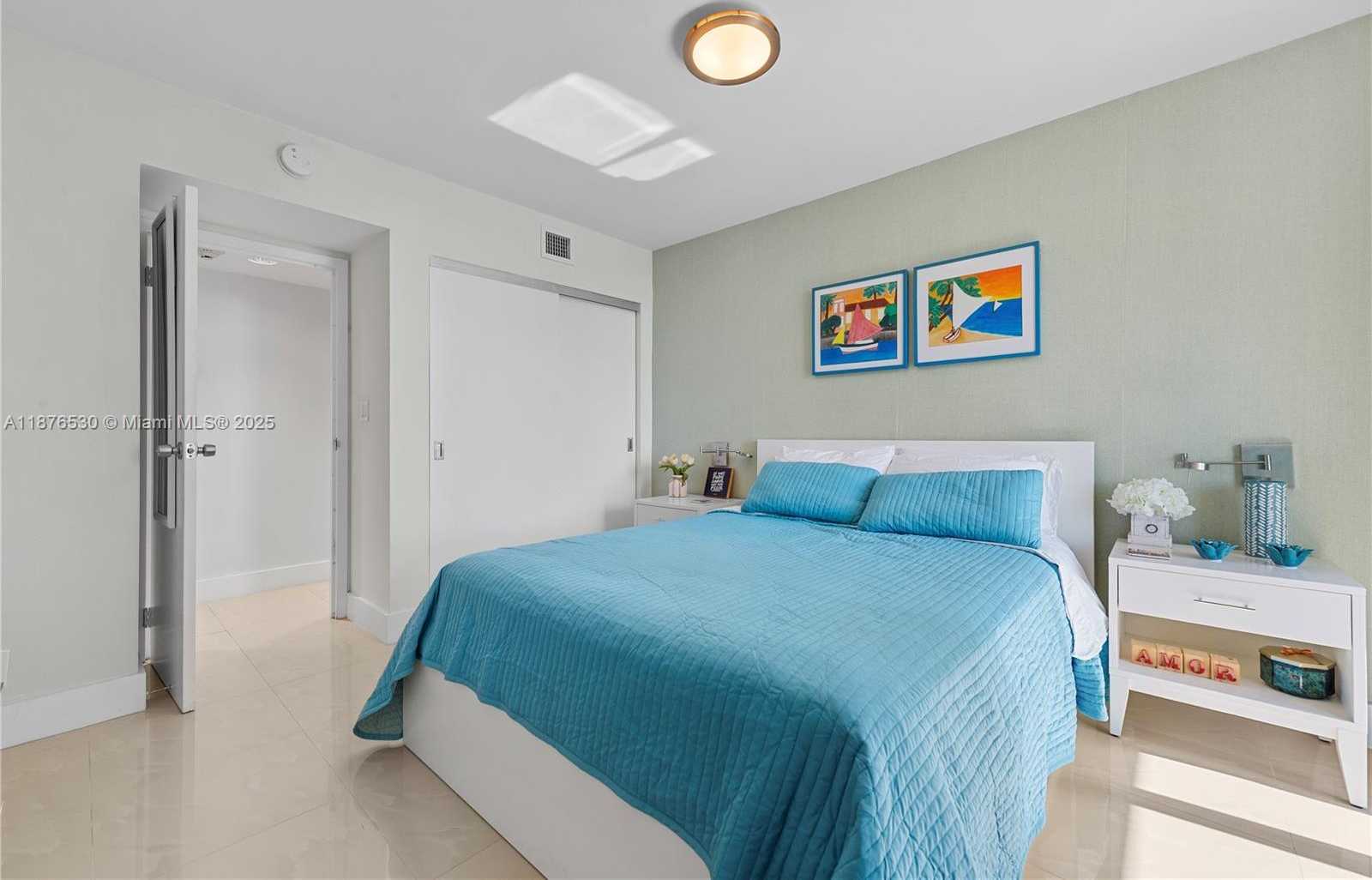 Small Image of 100 BAYVIEW DR #507, Sunny Isles Beach Number 31