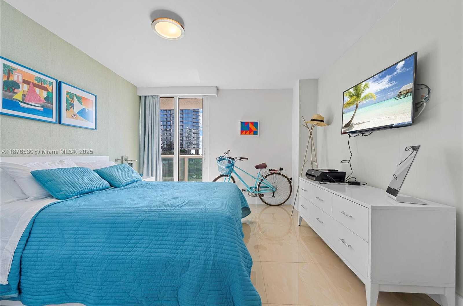 Small Image of 100 BAYVIEW DR #507, Sunny Isles Beach Number 32