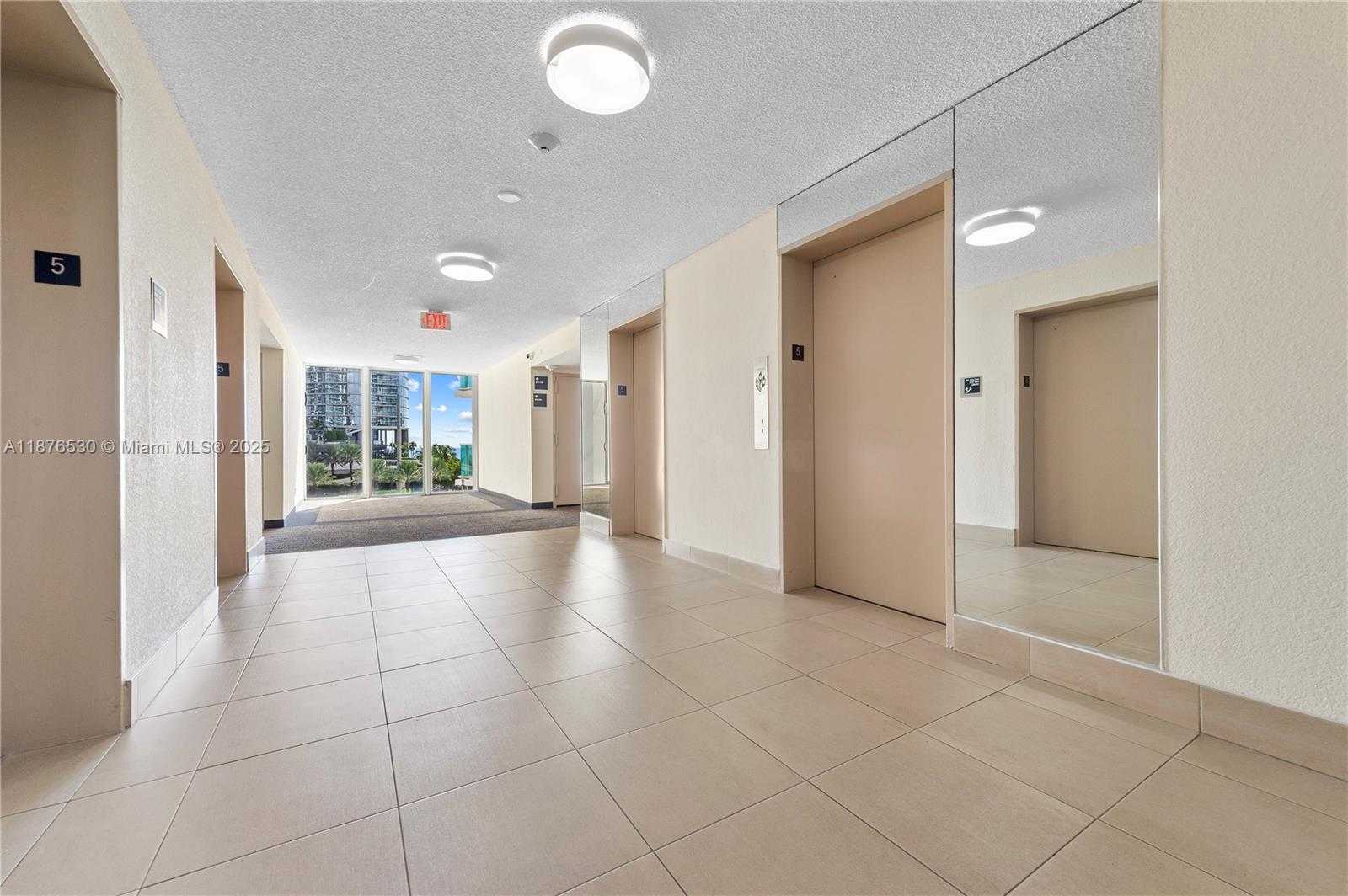 Small Image of 100 BAYVIEW DR #507, Sunny Isles Beach Number 42