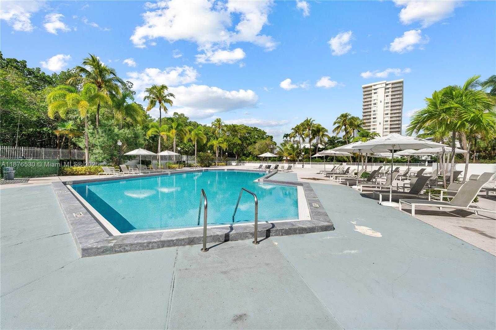 Small Image of 100 BAYVIEW DR #507, Sunny Isles Beach Number 45